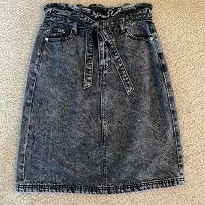 NWOT Black denim acid wash high-waisted skirt